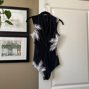 NWOT O'NEILL Women's One Piece Swimsuit - Black/White Palms, Sz S